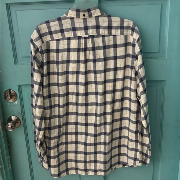 BLOW OUT SALE!LL Bean men’s exclusive Men’s scotch plaid long sleeve shirt.NWOT. - Picture 4 of 5